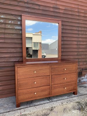 Solid wood Dresser with Mirror