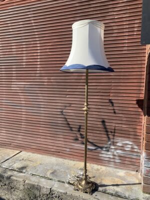 Floor lamps